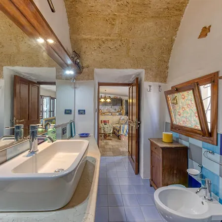 Virginia Villa Salve