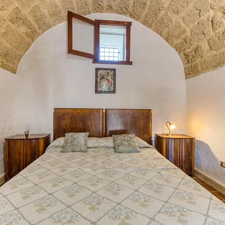 Virginia Villa Salve